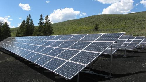 solar-panel-array-1591350